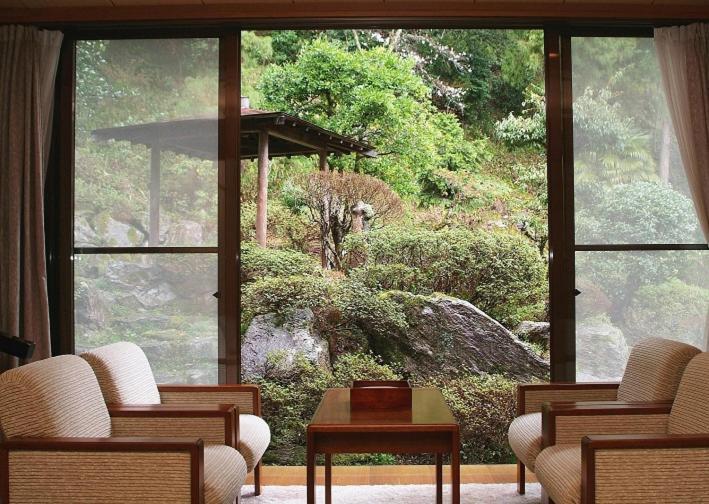 ホテル Kouraku 三朝町 エクステリア 写真